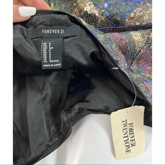 NWT Forever 21 Womens Sz S Tribal Pattern Sequin Shorts Satin Lined - Picture 7 of 8